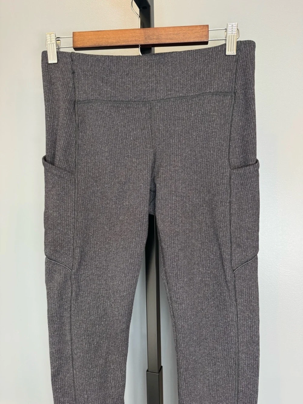 Lululemon Speed Up Tight 8 Gray Textured Luxtreme‎ Pocket Leggings
